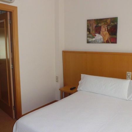 Hostal Palouet De Segarra Luaran gambar