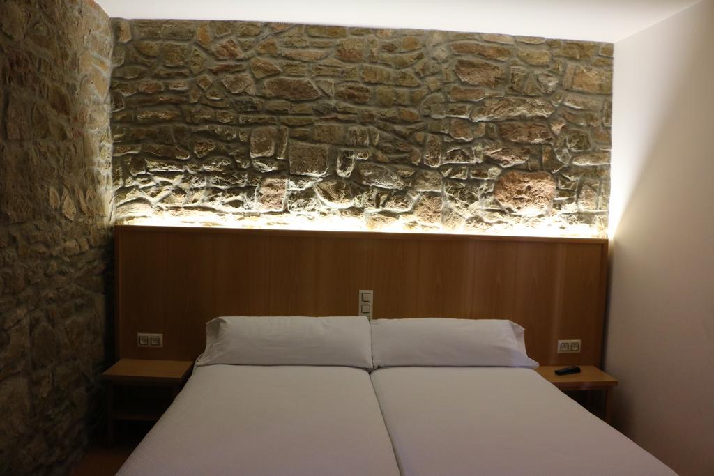 Hostal Palouet De Segarra Luaran gambar