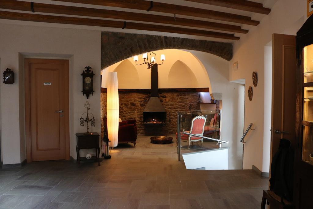 Hostal Palouet De Segarra Luaran gambar
